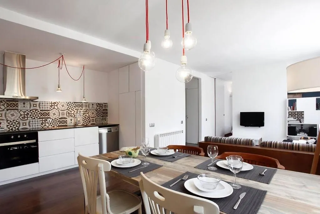 Apartment Vila Olimpica Barcelona Next To Beach & Garden